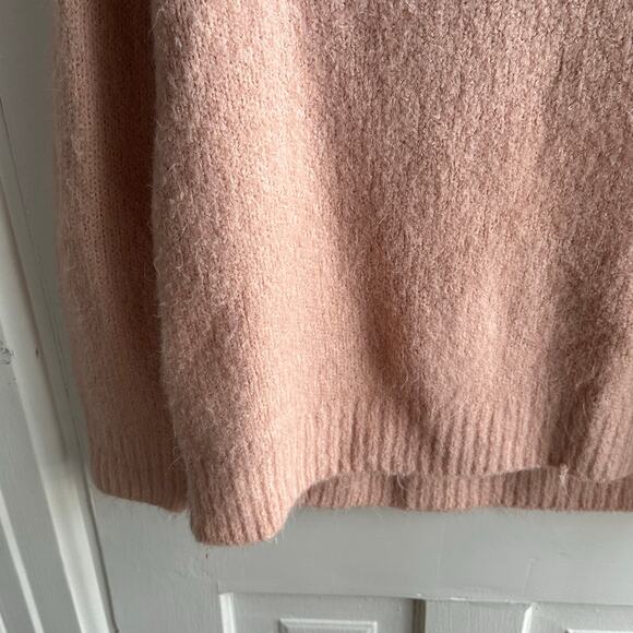 Express Crew Neck Sweater Peach - Picture 5 of 8